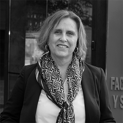 Foto de Alejandra Engler, representante de la Facultad de Agronomía y Sistemas Naturales UC